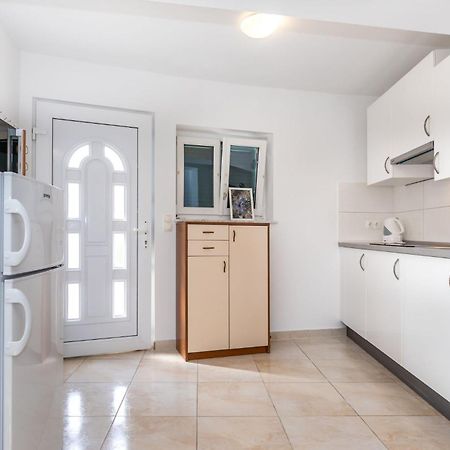 Apartments Oleander Kricin Baška Exterior foto