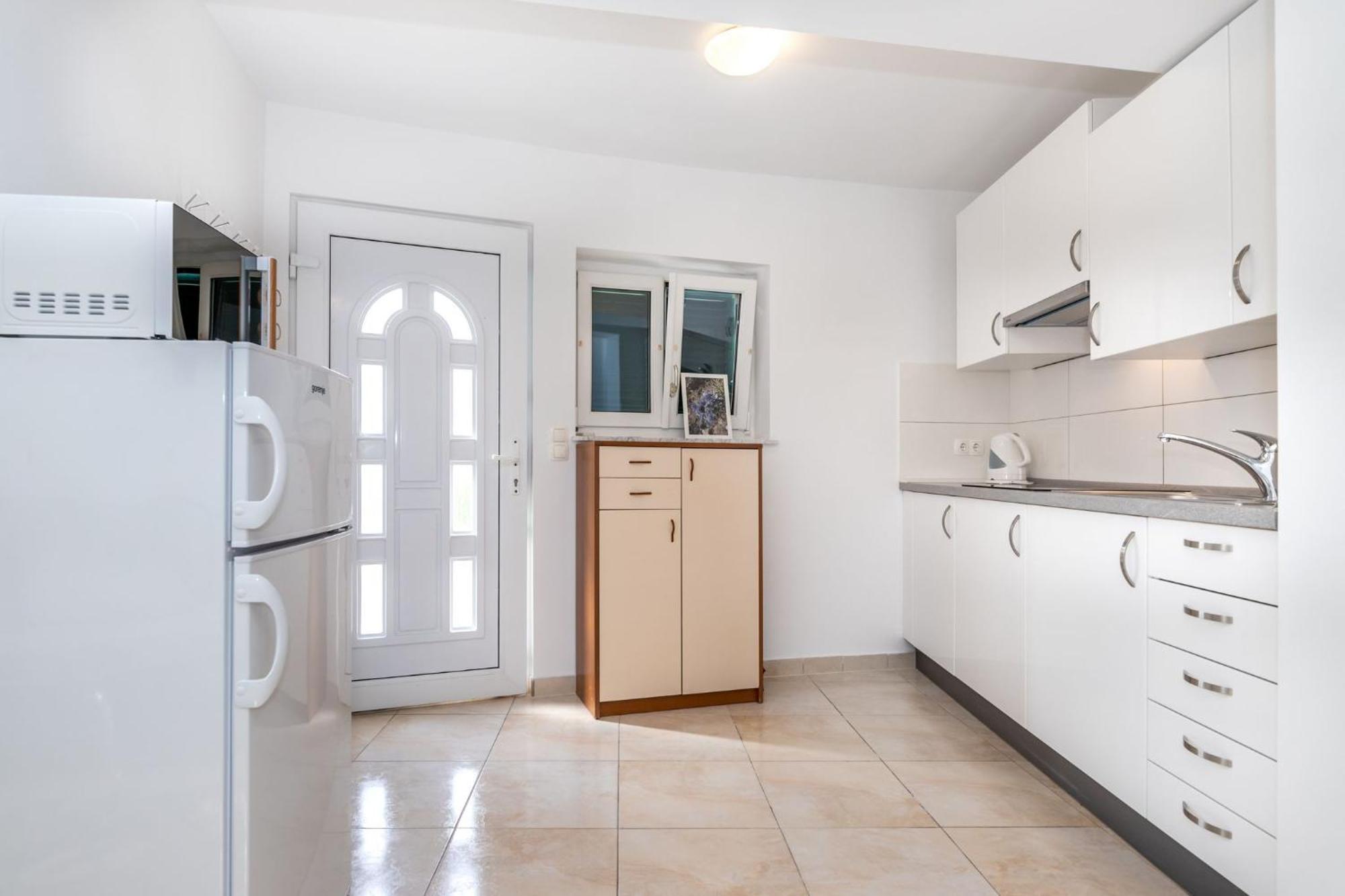 Apartments Oleander Kricin Baška Exterior foto